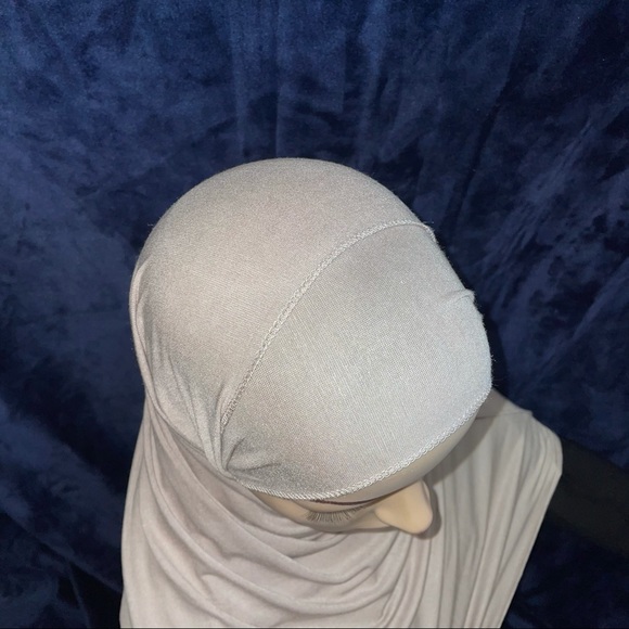 - Hijab - Made In Dubai UAE - Picture 6 of 8
